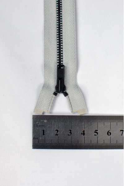 ZIP066 3號拉鏈  單頭拉鏈款式  黑古銅牙拉鏈款式  開尾拉鏈  不設單獨拉鍊訂購 正面照